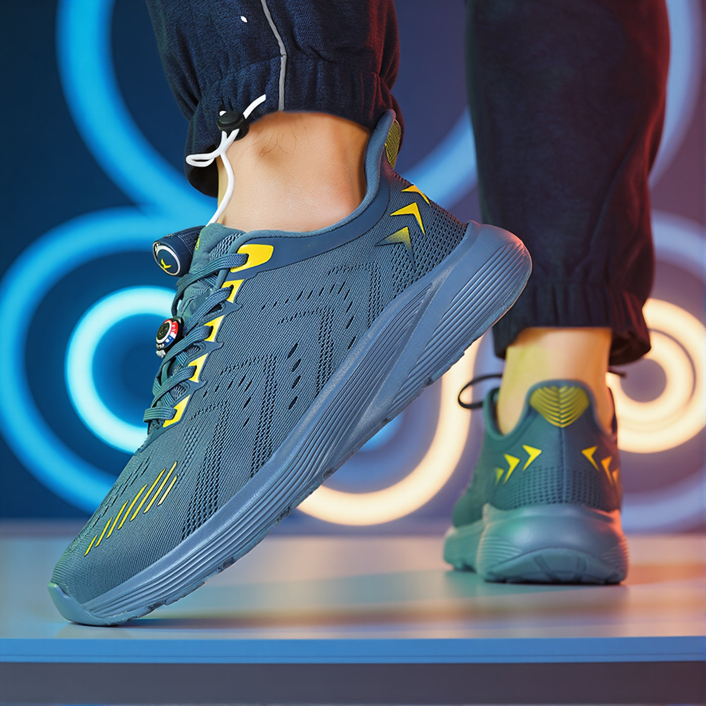 אורתוקלאוד WideFit – נעלי ריצה והליכה ברוחב מיוחד עם תיבת אצבע רחבה וגמישות מלאה